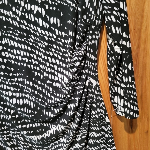 Ralph Lauren Elegant Black and White Patterned Dress - Picture 3 of 13